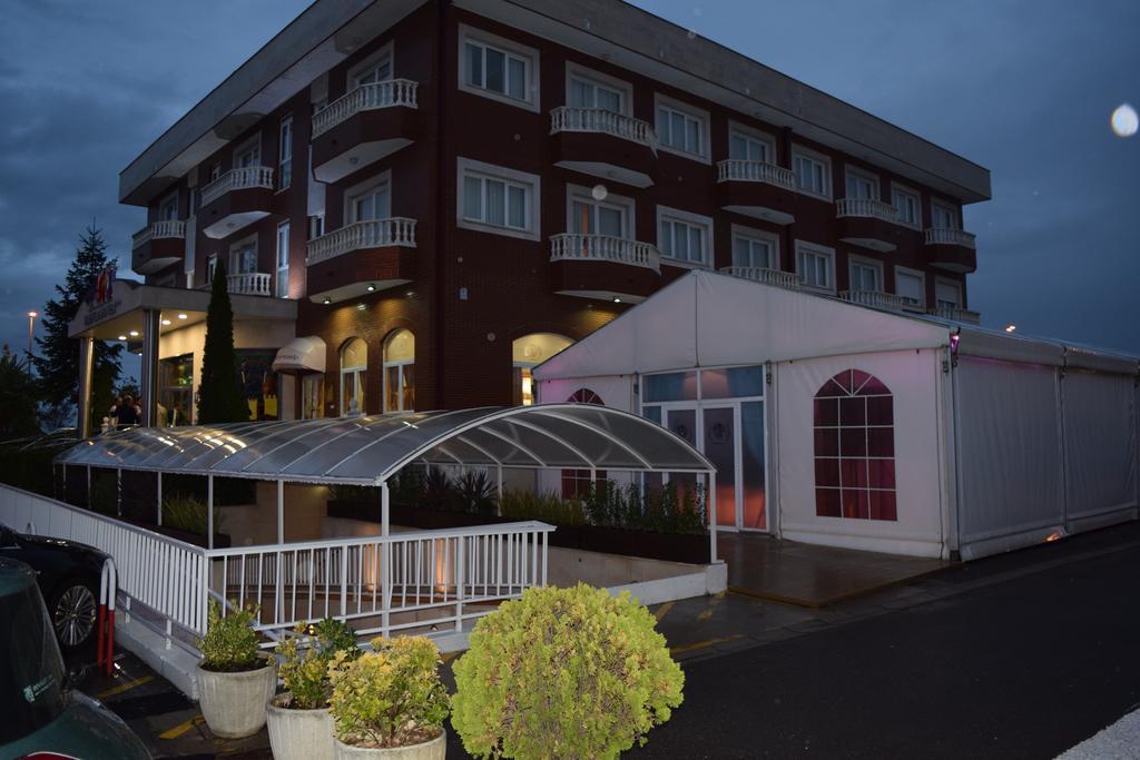 Hotel Camino Real Arcahueja Extérieur photo